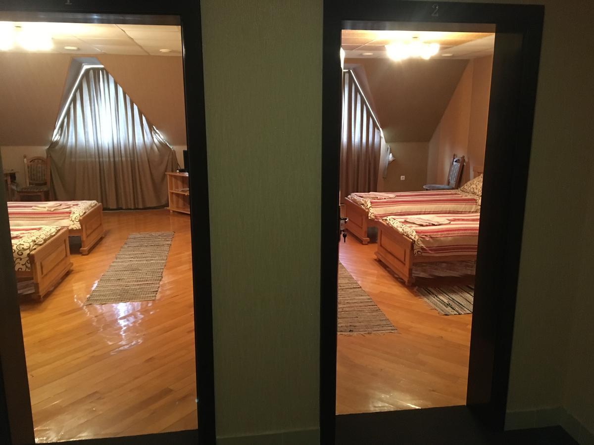 Hotel Svitlytsia Tyachiv Zewnętrze zdjęcie
